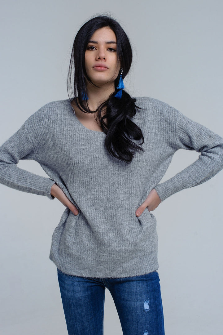 Soft Gray Knitted Sweater with Stylish Tie-Back Closure